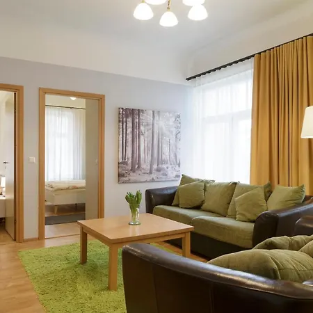 Saaresalu Center * Пярну